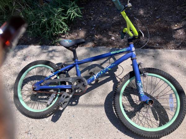Kids Mongoose bike 1