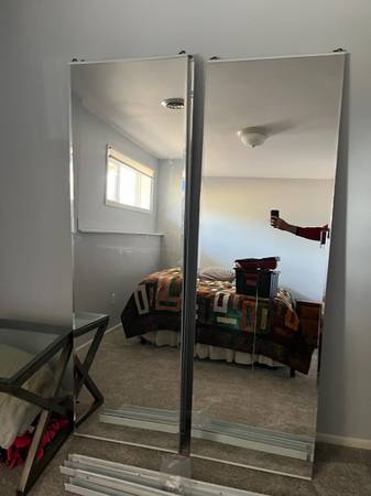 Mirrored Closet Doors 1