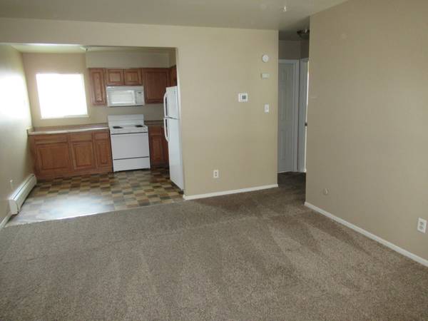 $925 / 2br - 750ft2 - 2610 King Street Unit 4 (Colorado Springs)63687049915009121