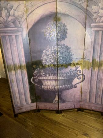 Vintage screen hand painted - $110 (Vancleave)63470971198083124