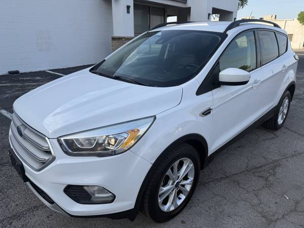 ONE OWNER 2018 Ford Escape SEL 4dr SUV LOW MILES - $10,900 (NORTH)63439222062337122