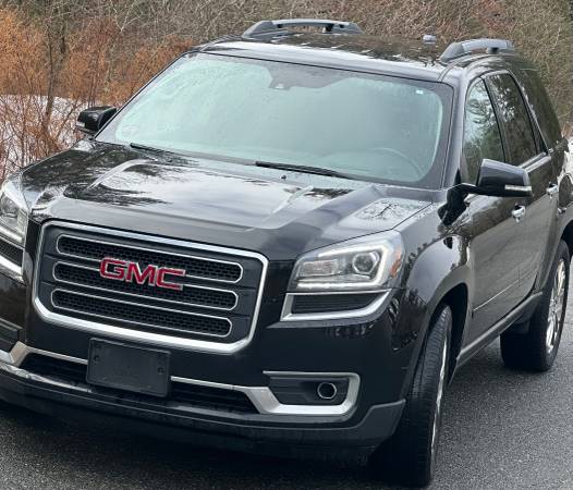 2017 GMC Acadia Limited Edition AWD - $6,000 (Lynn)63615641425921122