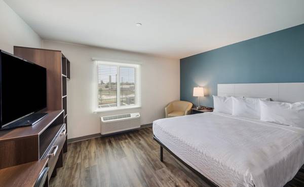 $1,250 / 1br - Pay monthly, stress-free: no contract, no deposit! (1201 Louis Henna Blvd, Round Rock, TX)63922559750274123
