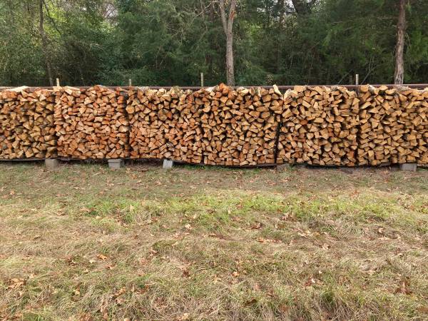 Split Oak Firewood 1