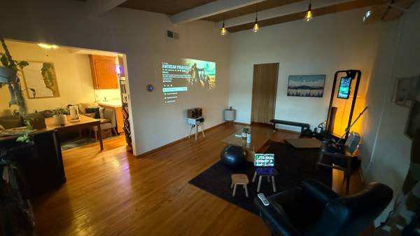 $1,200 / 2br - 1050ft2 - master bedroom/private garage in 2br 1ba in downtown walnut creek. (walnut creek)63880017150209124