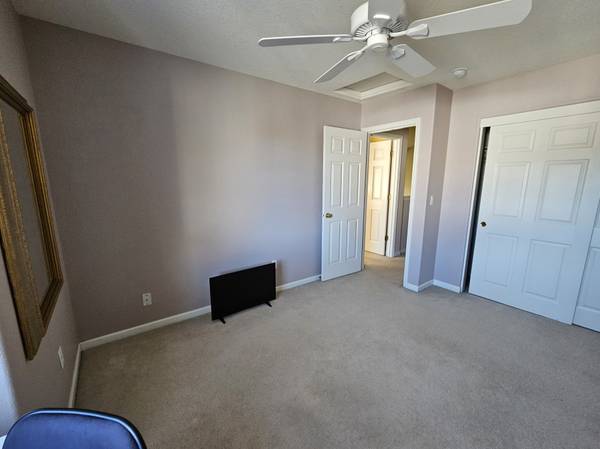 $750 / 3br - 182ft2 - Room for Rent with Private Bath (East Vancouver - Fishers Landing)64039055530113120