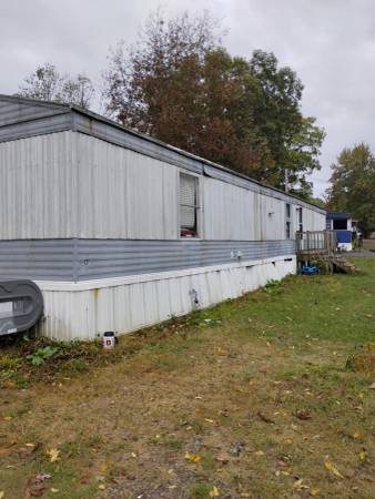 $30,000 / 3br - 1996 Clayton Mobile Home (Bedford)63836543673729120