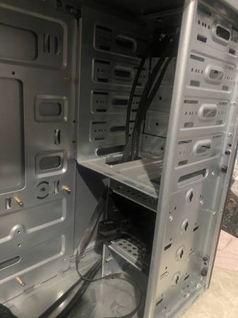 Antec ATX case with SSD bays, USB 3.0,VSK4000 - $25 (NE)63470989635841122