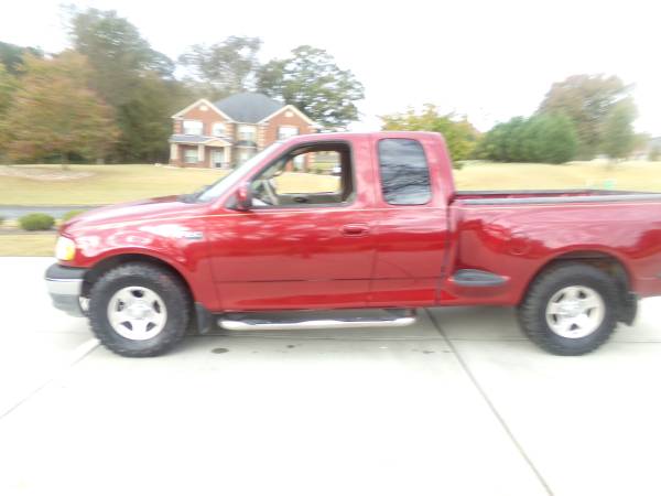 2002 ford f150 xlt supercab v6 2wd 1 owner(160K)hwy mi sharp truck%%% - $6,995 (riverdale)63620661951873121