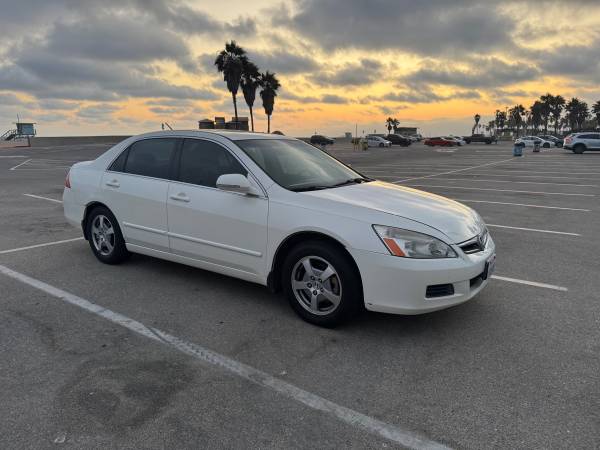 Honda Accord Híbrido 2007 - $3,600 (Venice beach)63618268030595120