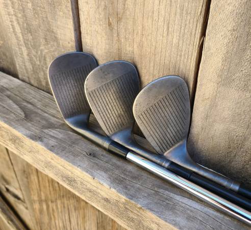 Titleist BV "SM7" 3-wedge set (GW 50º/8º, SW 54º/10º, and LW 58º/8º) - $145 (santa rosa)63471477382401124