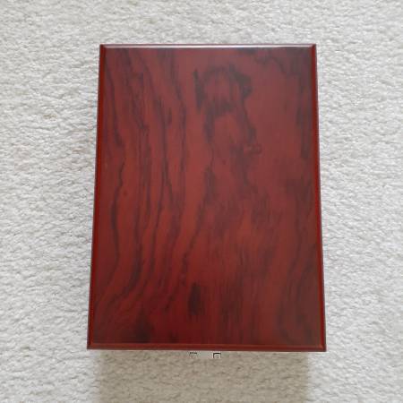Brookstone Rosewood Wine Set - household items - by owner
