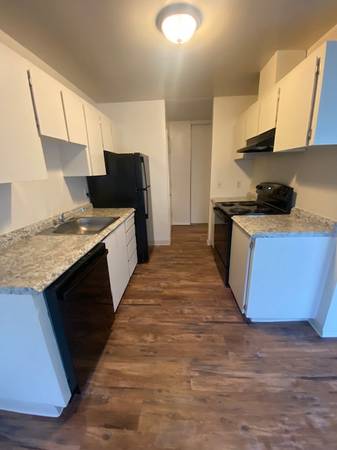 $1,300 / 1hab - 700ft2 - Apartamentos Parkwood Court (Tigard, Oregón)63672512089729122