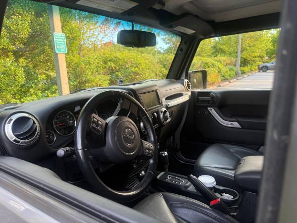 2017 Jeep Wrangler Rubicon Trail Blazer completamente equipado - $17,950 (Bellebue)634707636778271226