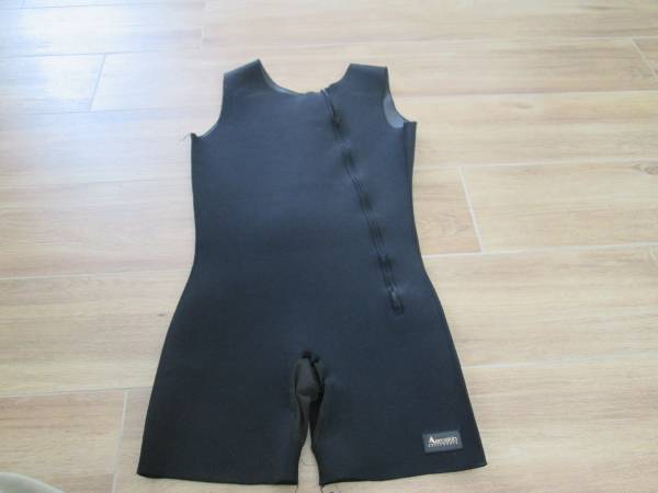 Aeroskin Vest 1