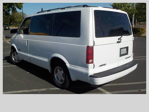 1999 Chevy Astro Van. Furgoneta para pasajeros n.º 002 - $5,11163477387111809121