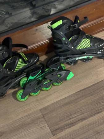 Boys Mongoose Inline Adjustable Rollerblades Size 5-8 1