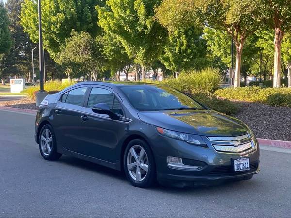 2013 Chevrolet Volt 143k Título Limpio Funciona Bien SMOG HECHO CÁMARA DE REVERSA - $5,450 (sacramento)63619383004801124