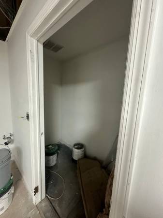 $5,000 COMMERCIAL SPACE FOR RENT 95ST ROOSEVELT AVE63854289636993123