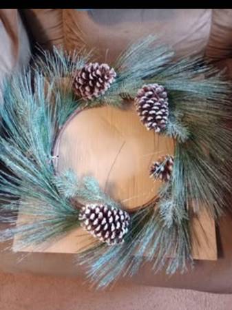 Pine Cone Wreath 1