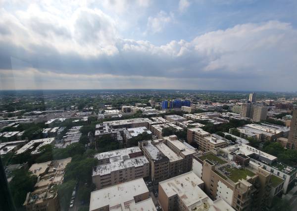 $2,800 / 2br - 1250ft2 - EDGEWATER BEACH! SPECTACULAR LAKE, NORTH, WEST AND DOWNTOWN VIEW (5415 N. Sheridan Road)63960010244867122