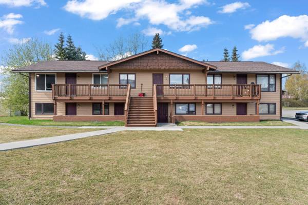 $1,475 / 1br - 600ft2 - Fully Updated 1 Bedroom Apartment (5310 Lionheart Dr #17)64014173592834120