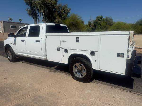 2018 Dodge Ram 3500 4x4 Crew Cab, pocos kilómetros - $12,900 (Mesa)63470598480129123