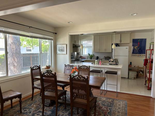 $4,500 / 2br - dúplex remodelado de 2 habitaciones y 2 baños con jardín (san mateo)63868038752131120