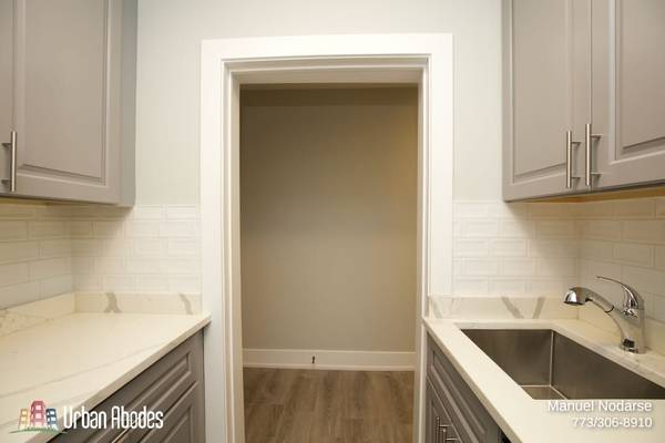 $1,795 / 1br - 600ft2 - Elegant 1 Bedroom, 1 Bath in Lakeview, Available: 11/1/2025 (Lakeview)64041648206338124
