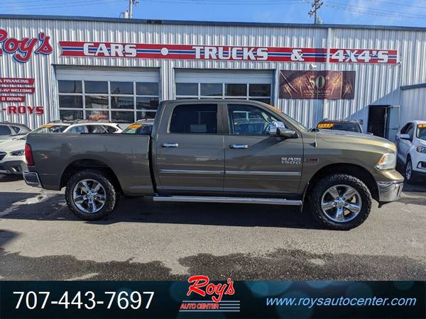 2015 RAM 1500 SLT  4WD - $15,995 (Eureka, CA)63470786603523121