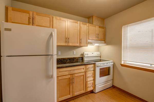 $1,225 / 1br - 506ft2 - $99 deposit? Move in ready? Macintosh Court has what you need!! (Tacoma)63400054521729122