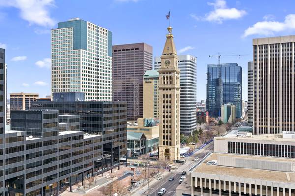 $350 / 200ft2 - PARKING SPACE AVAILABLE in a covered garage in downtown Denver (Denver)63920601907586120
