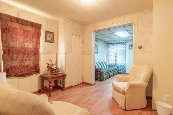 $2,230 / 3br - 3 Br Wilson (Wilson)64010162033667123