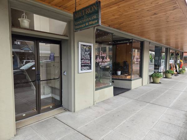 $250 / 106ft2 - DOWNTOWN ARLINGTON OFFICE (Arlington)64189718821249122