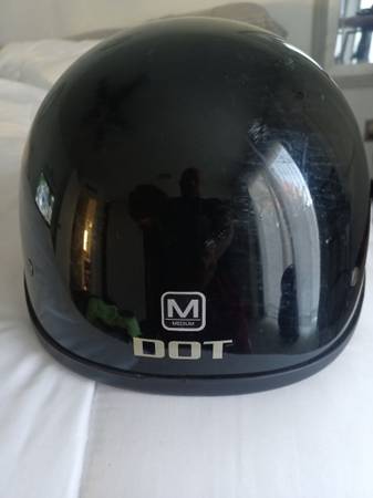 Casco para motocicleta $25 o mejor oferta. Casco para motocicleta talla mediana - $2563470293015809122