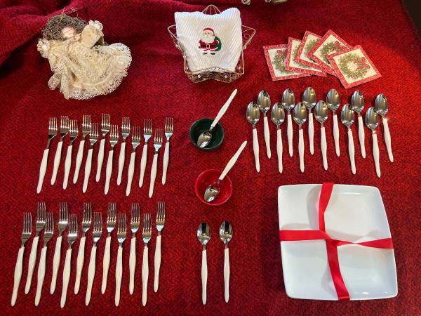 Cutco’s White Flatware is officially discontinued 1