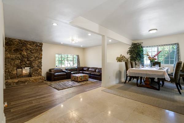 $4200.00 / 3br - 2000ft2 - 3BD2BA NORTHRDGE Gran Casa Cómoda Cerca de FWY63857624141313124