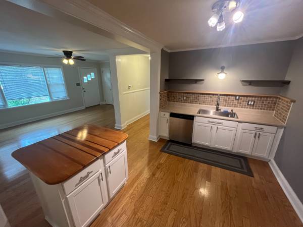 $2,900 / 3br - 1670ft2 - James Island Home for Rent - $2900 - 3bdrm 1bath 1670sq. ft. (Charleston)64016106926467122