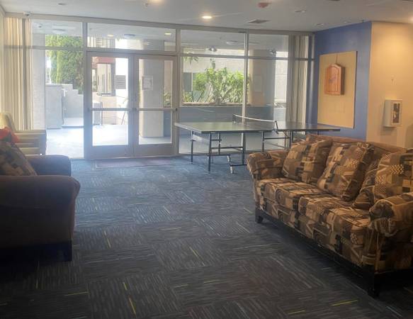 $1,349 / 1br - 495ft2 - 🏡 San Lucas 62+ Apartments – Central Location, Comfortable Living (1221 W 7th St, Los Angeles, CA)63857623620097121