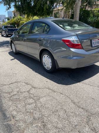 2012 Honda Civic HYBRID *CLEAN TITLE* *LOW MILES*** 44MPG - $5,999 (Los Angeles)63470774983425124