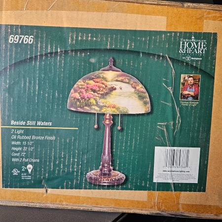 Thomas Kinkade Lamp 1