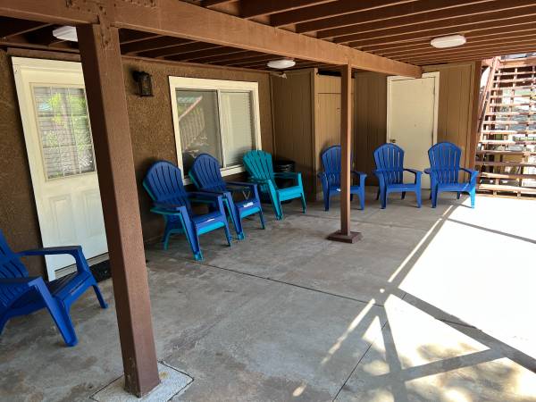 $329 / 3br - Lake Shasta, Sleeps 12, Walk to Lake, Retreat #6 (Lakehead, CA)64148858761603124