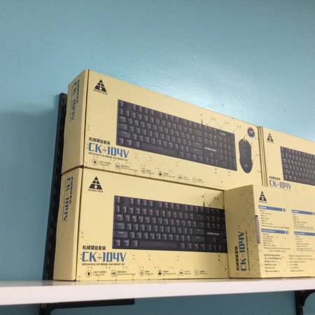 Brand new gaming keyboard and mouse combo for sale with 3 months warra 1