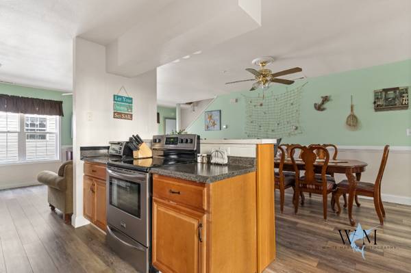 $2100.00 / 3br - 1340ft2 - WINTER RENTAL - 3 Bedroom Townhouse near the Inlet63839295835137123