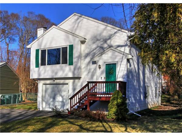 $1,200 / 3br - LGBTQ+/Friendly Housemate wanted (Milford)64010331560961120