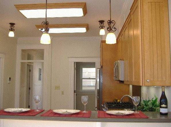 $1,200 / 3br - RENTED! 3-4 bed remodeled apt! Triple glazed windows! ~ J.Wavro (San Francisco)63935454423811122