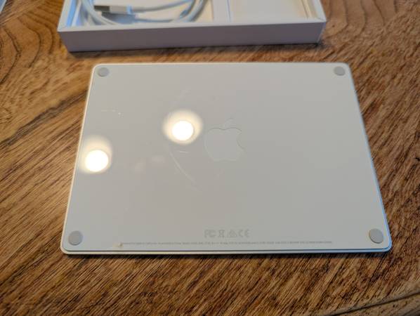 Apple Magic Trackpad 2 - computer parts - by owner