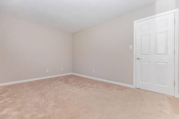 $2,375 / 2br - 825ft2 - Beautiful Landscaping, 2bd 1ba, In Lafayette (lafayette / orinda / moraga)63851966051585124