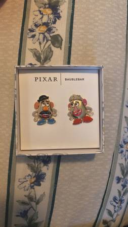Mr and Mrs patato earrings 1