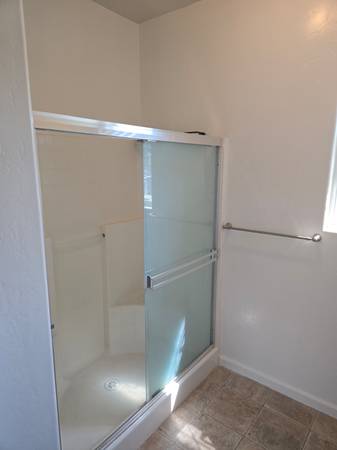 $2,350 / 3br - 1370ft2 - House For Rent at Perez Ave, Visalia (Tulare)63850121365889124